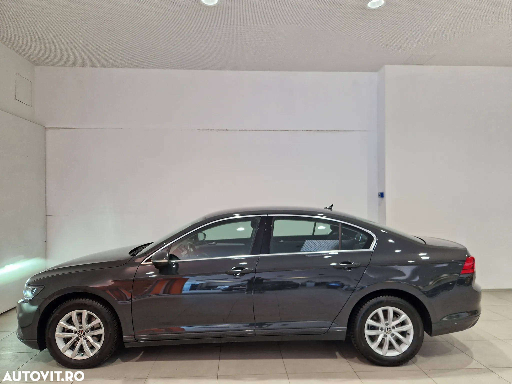 Volkswagen Passat 2.0 TDI DSG Comfortline - 2