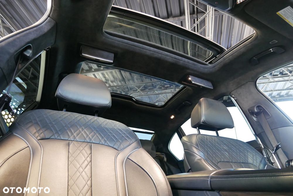 BMW Seria 7 750Li xDrive - 29