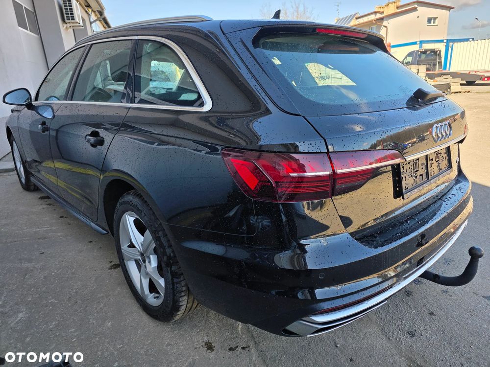 Audi A4 Avant 40 TDI quattro S tronic advanced - 9