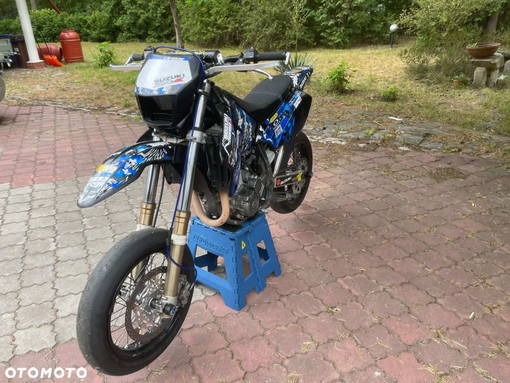 Suzuki DR-Z - 4