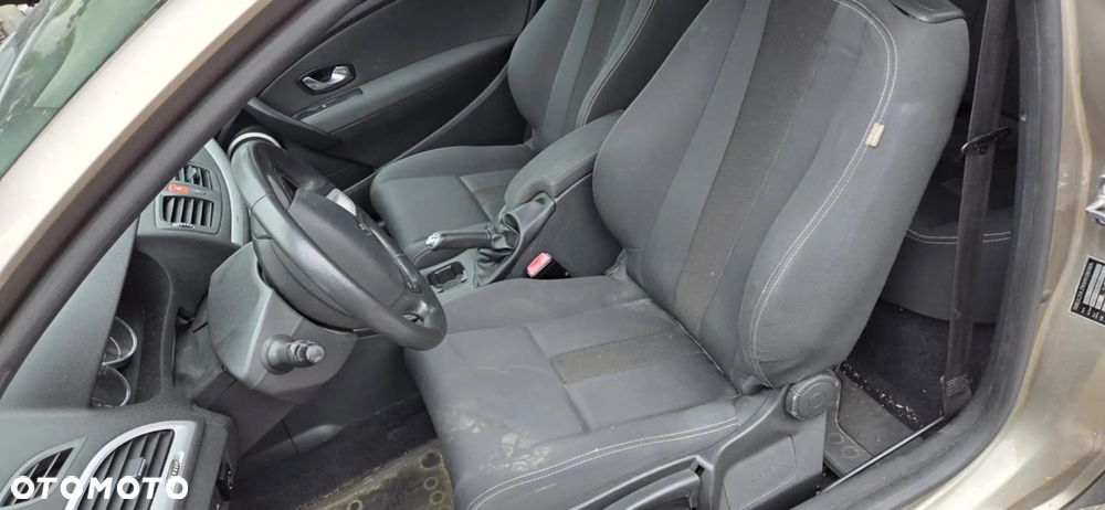 RENAULT MEGANE III COUPE fotel prawy przód - 3