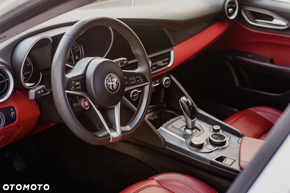 Alfa Romeo Giulia - 20