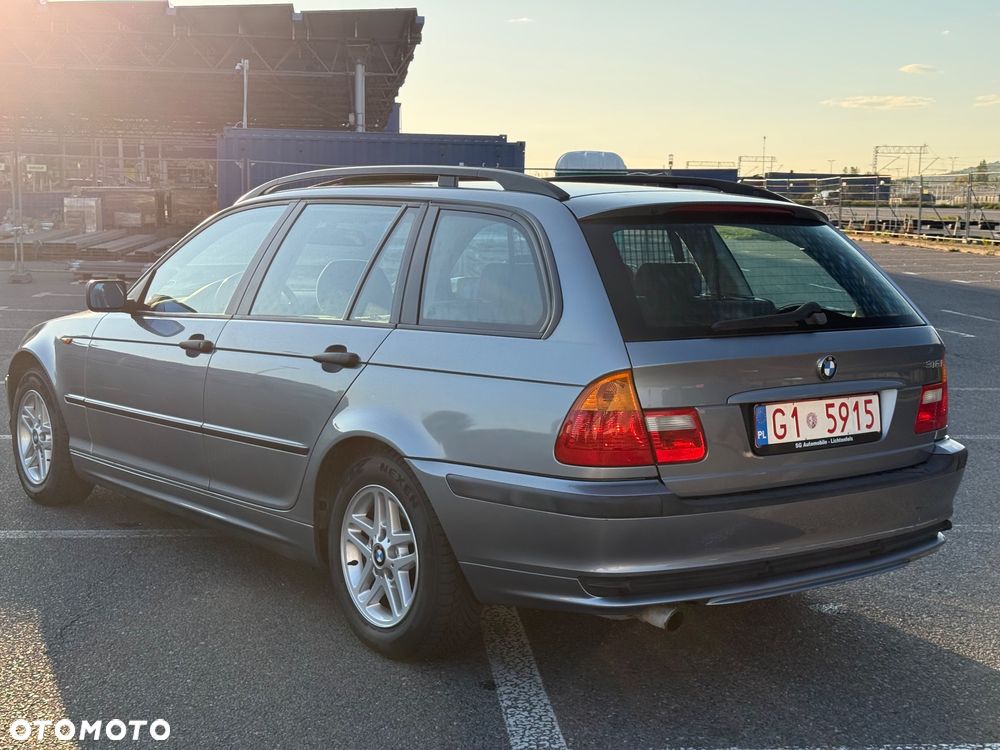 BMW Seria 3 316i - 6
