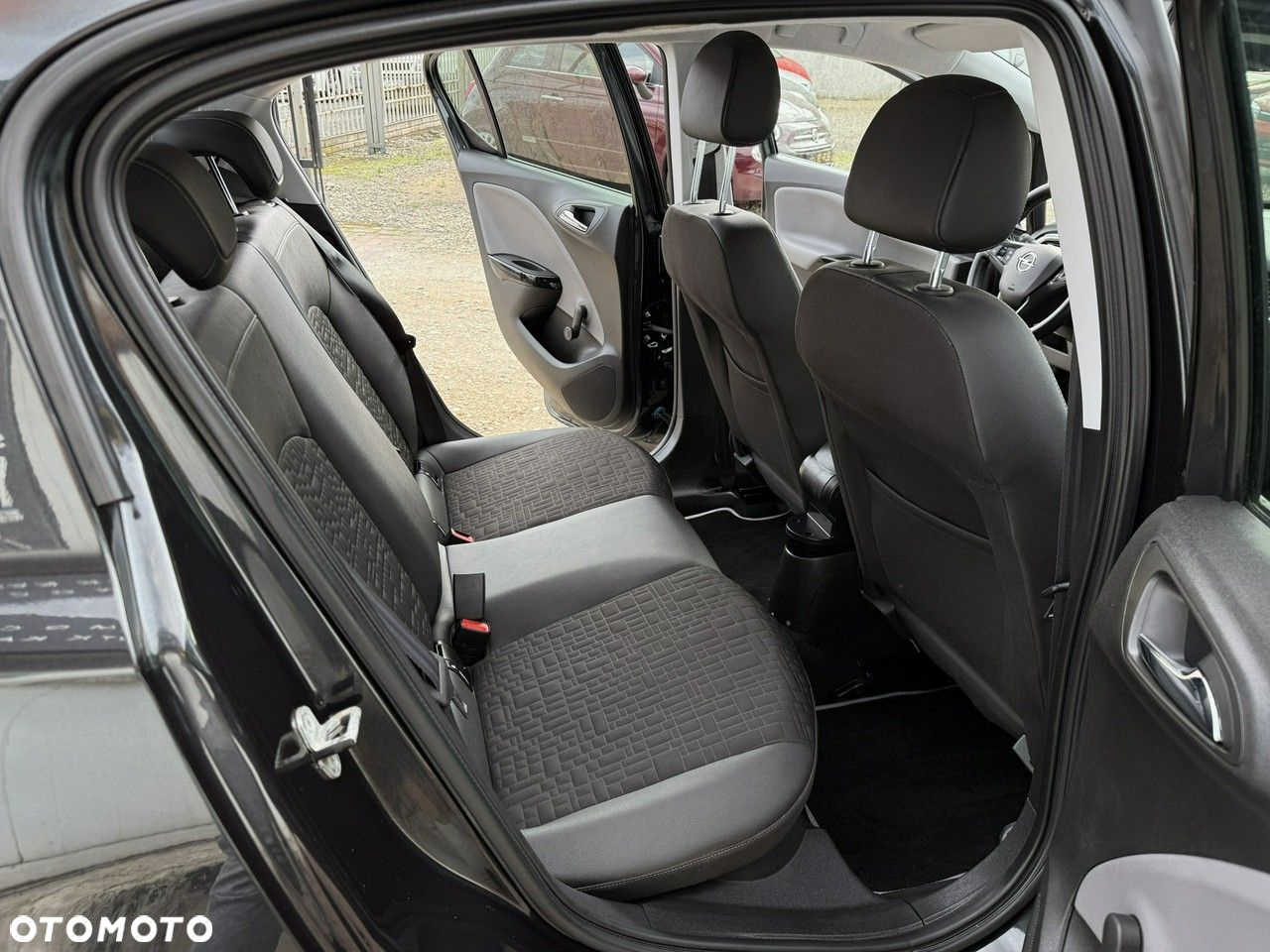 Opel Corsa 1.4 T Cosmo S&S - 20