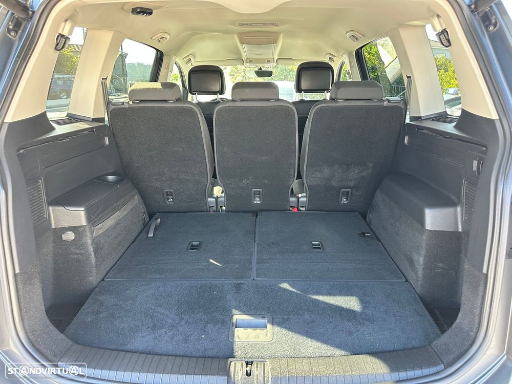 VW Touran 2.0 TDI Highline DSG - 12