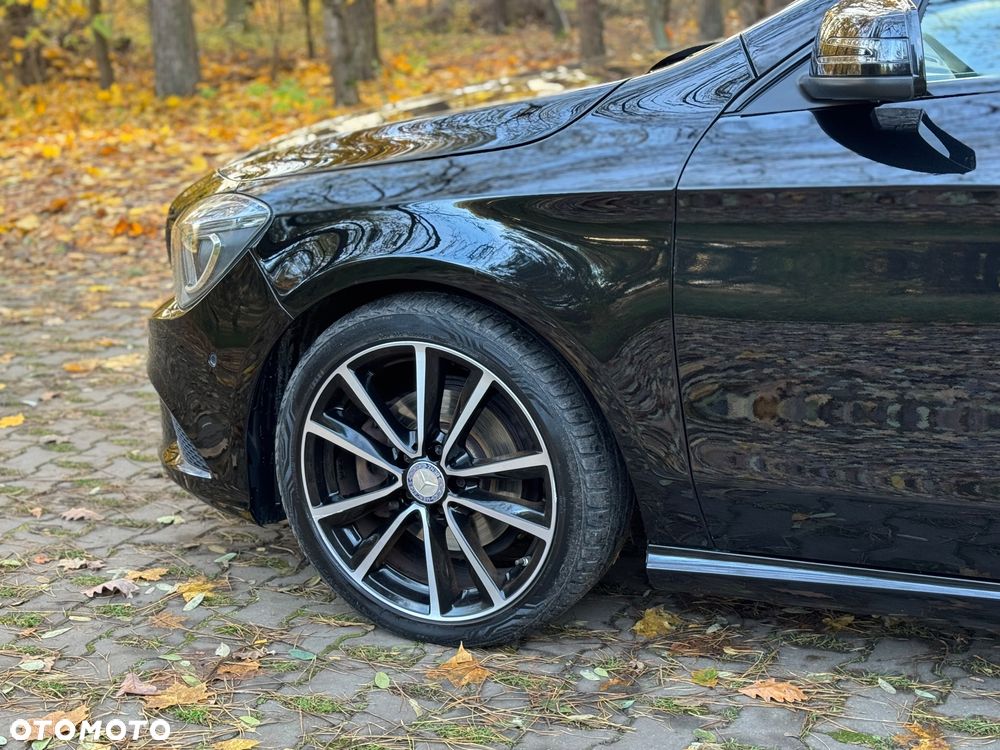 Mercedes-Benz CLA 200 7G-DCT - 8