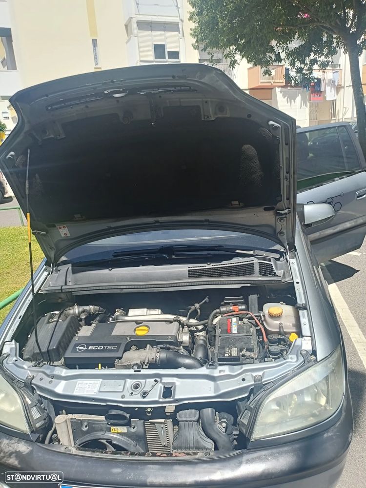 Opel Zafira - 11