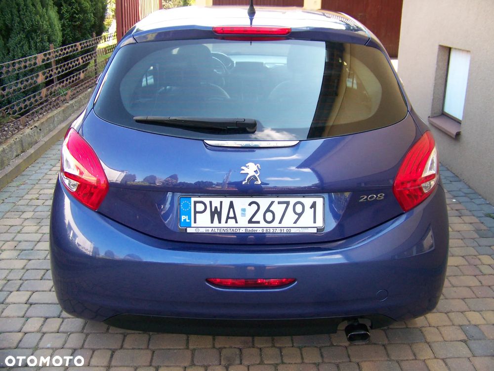 Peugeot 208 95 VTI Allure - 6