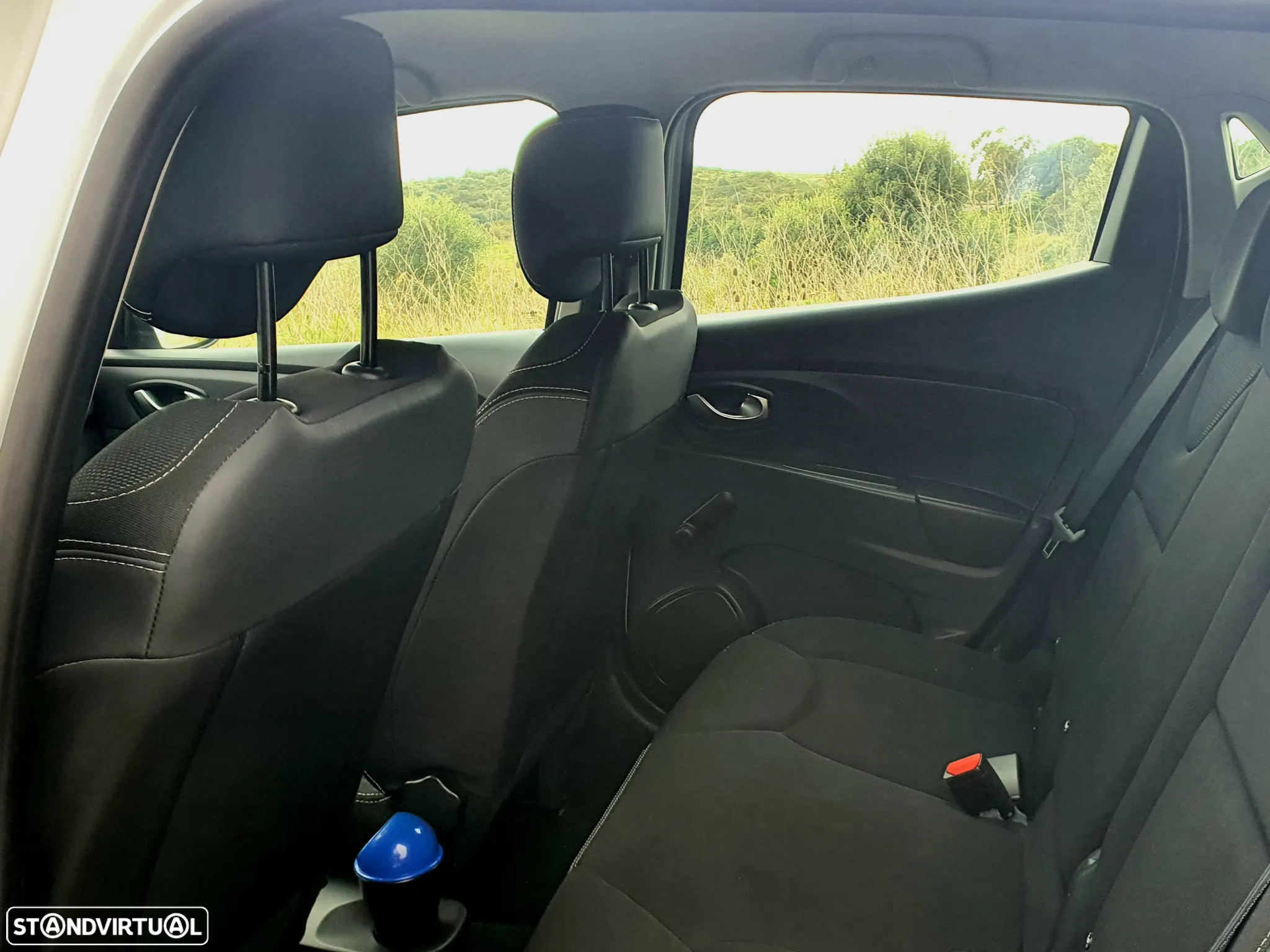 Renault Clio 0.9 TCE Dynamique S - 13