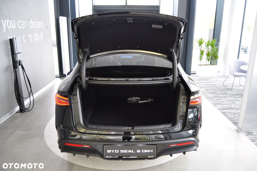 BYD Seal 6 - 13