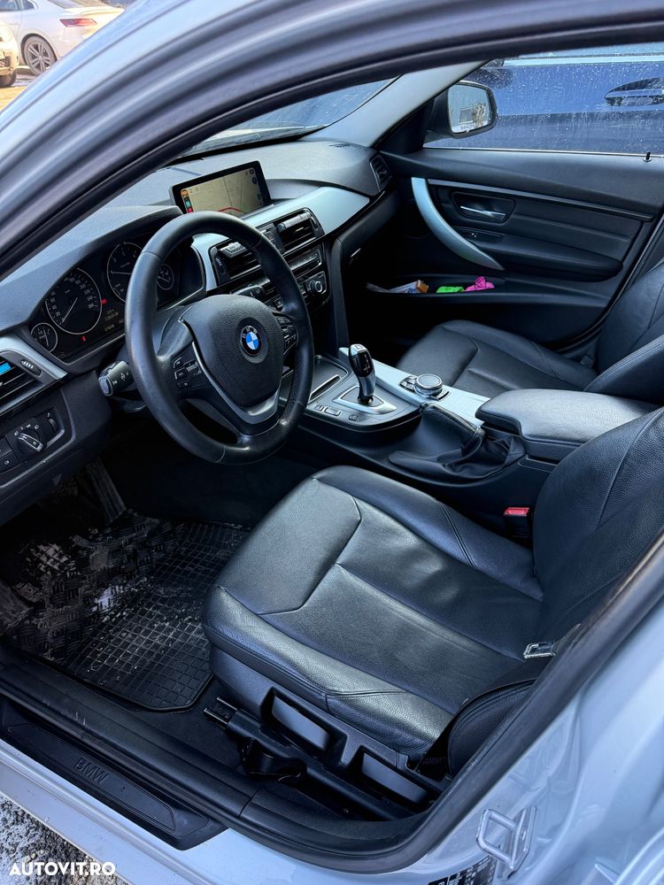 BMW Seria 3 320d xDrive Aut. - 6