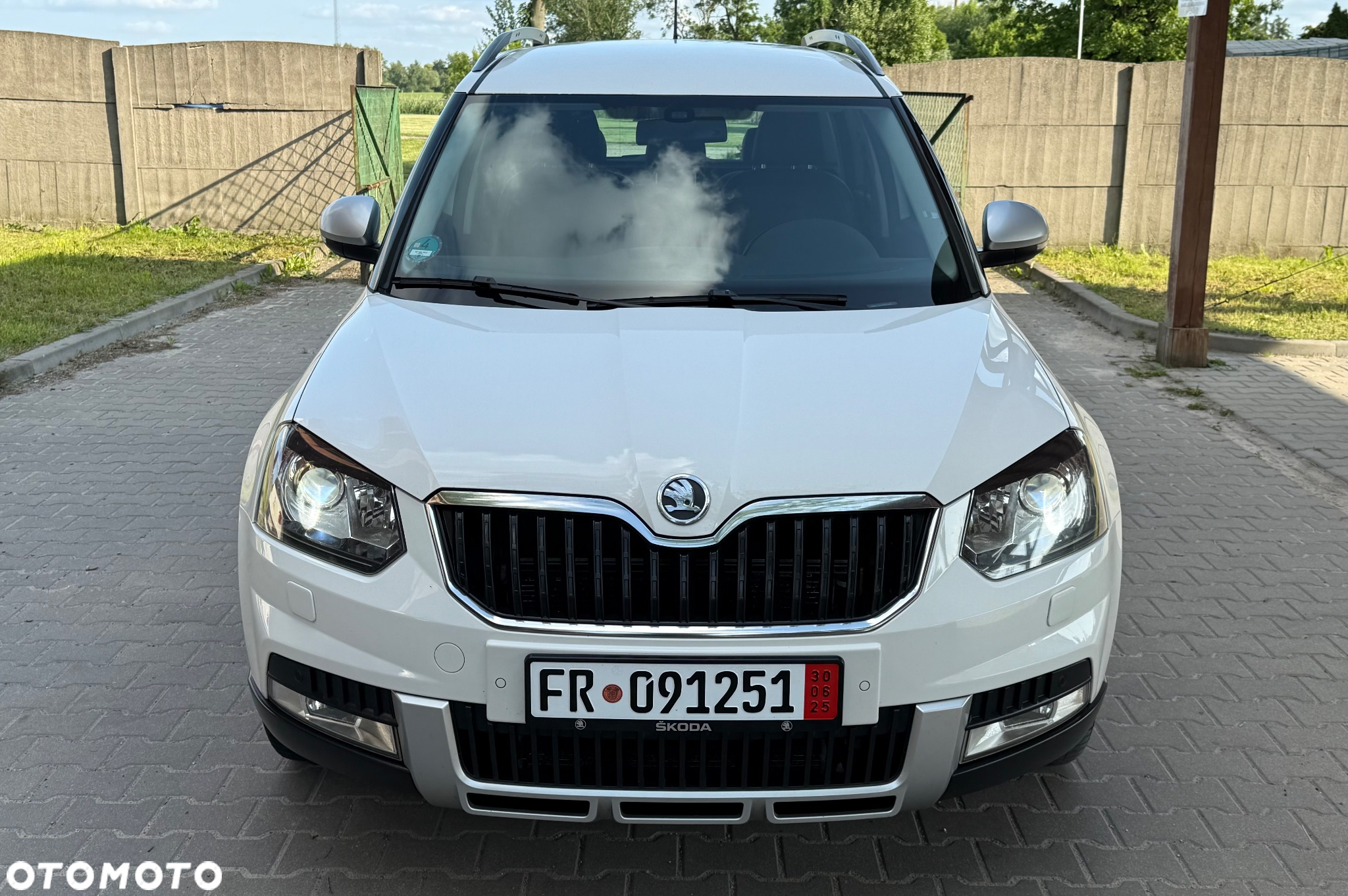 Skoda Yeti Outdoor 2.0 TDI DPF 4x4 L&K - 4
