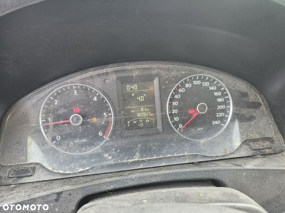 Volkswagen Transporter - 11
