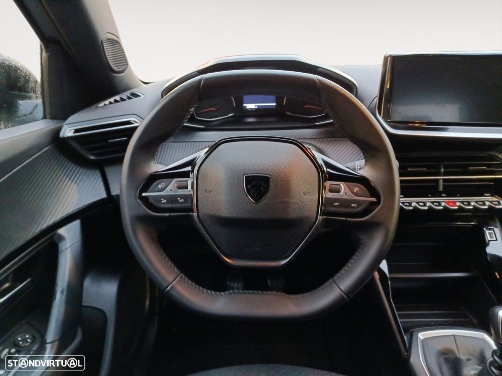 Peugeot 2008 1.2 PureTech Style - 12
