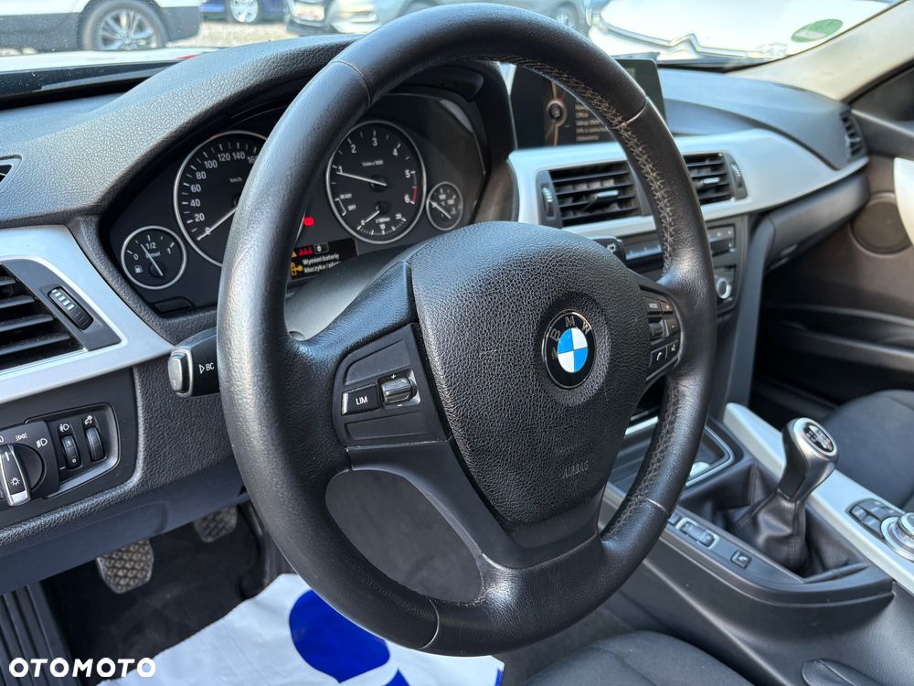BMW Seria 3 320d DPF - 15