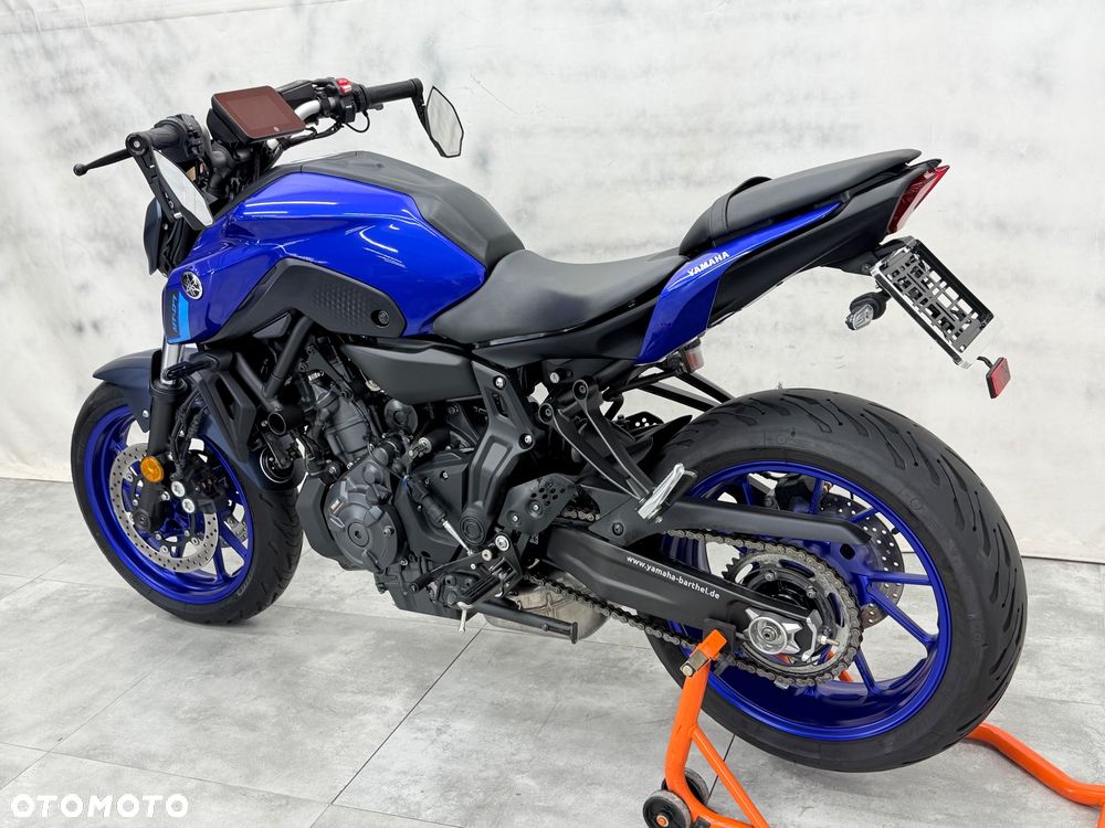 Yamaha MT - 2