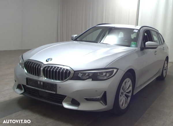 BMW Seria 3 320d Touring Aut. Sport Line