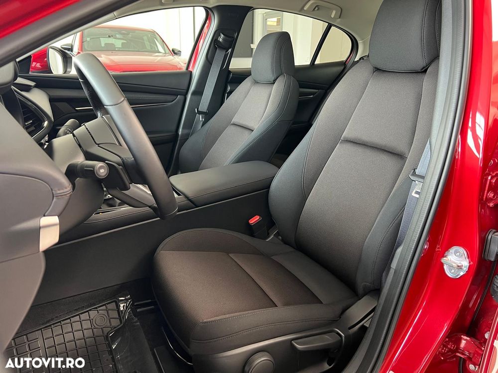 Mazda 3 e-Skyactiv X186 AT MHEV Center-Line - 10