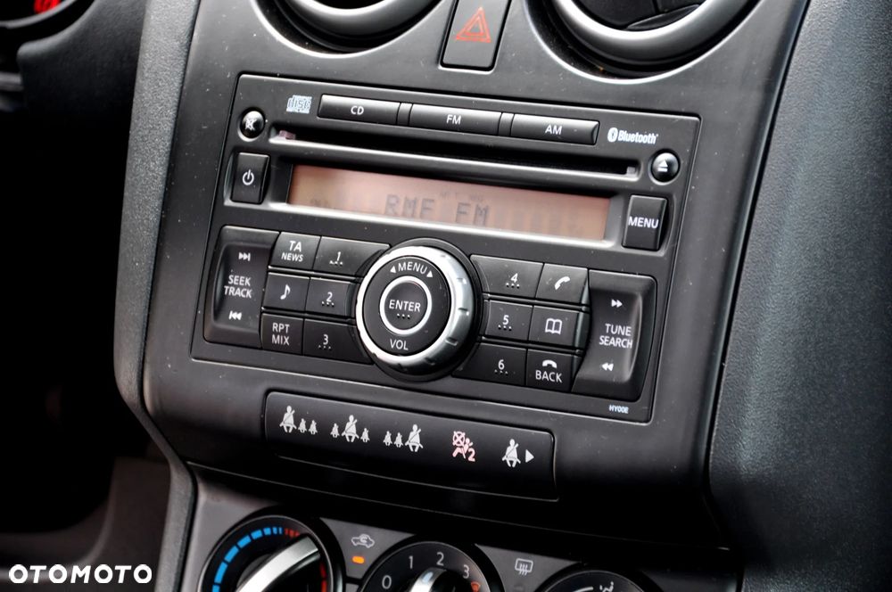 Nissan Qashqai 1.6 Visia - 32