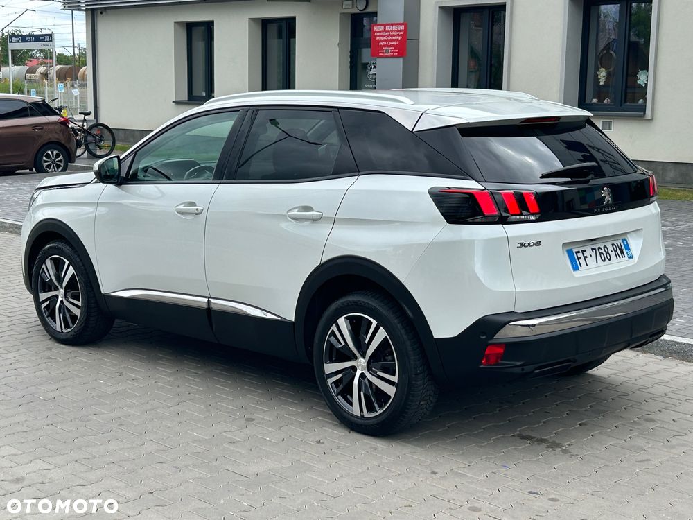 Peugeot 3008 PureTech 130 Stop & Start GPF EAT8 Allure - 12