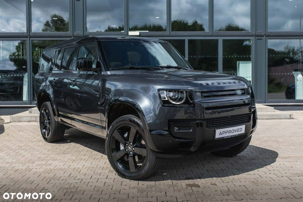 Land Rover Defender - 2