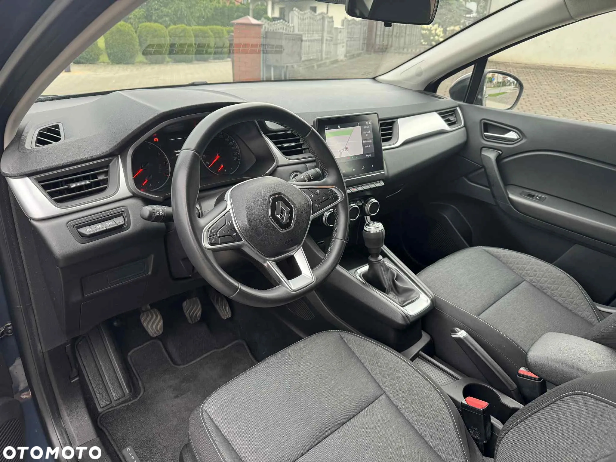 Renault Captur - 9