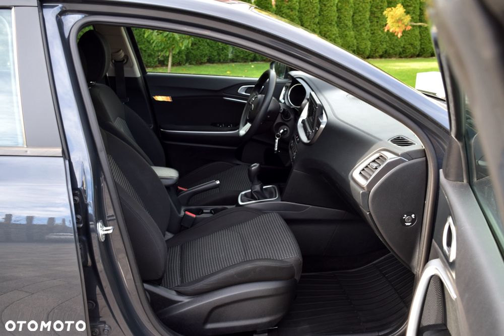 Kia Ceed 1.0 T-GDI GT-Line - 28