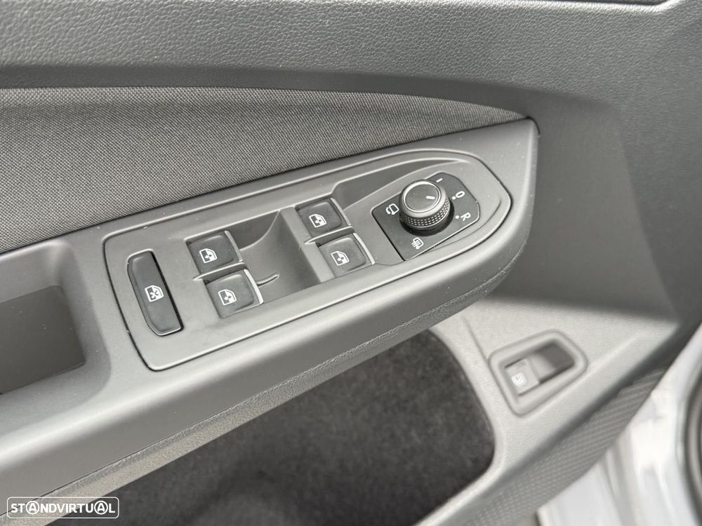 VW Golf 1.4 TSI GTE+ DSG - 24