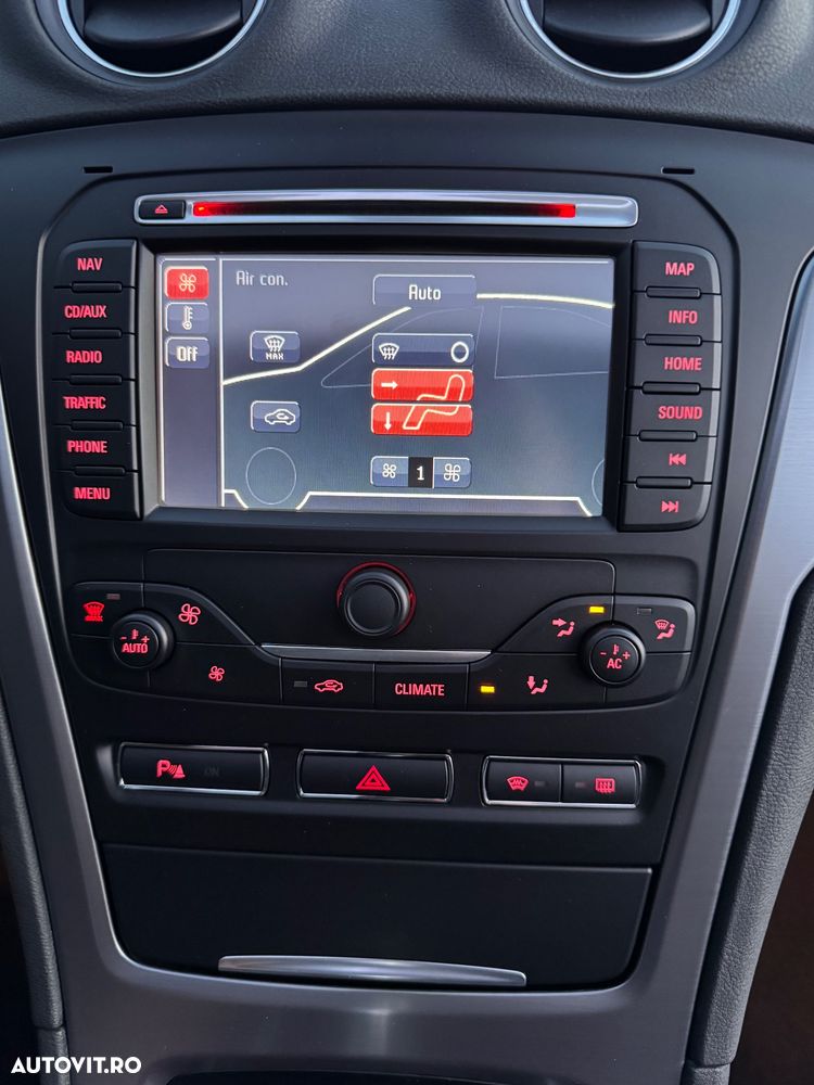 Ford Mondeo - 33