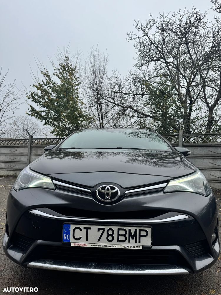 Toyota Avensis 1.8 Multidrive S Team Deutschland - 3