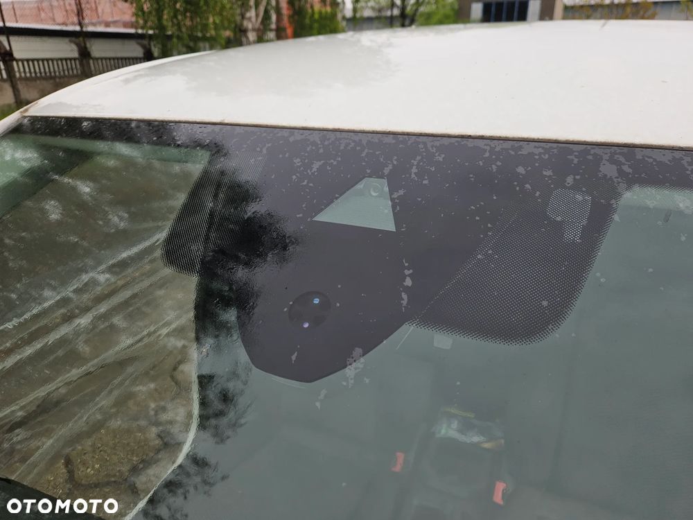 Volkswagen T-Roc 2.0 TDI SCR Life - 12