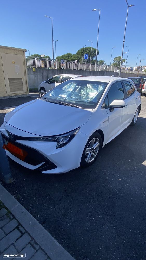 Toyota Corolla 1.8 Hybrid Comfort - 1