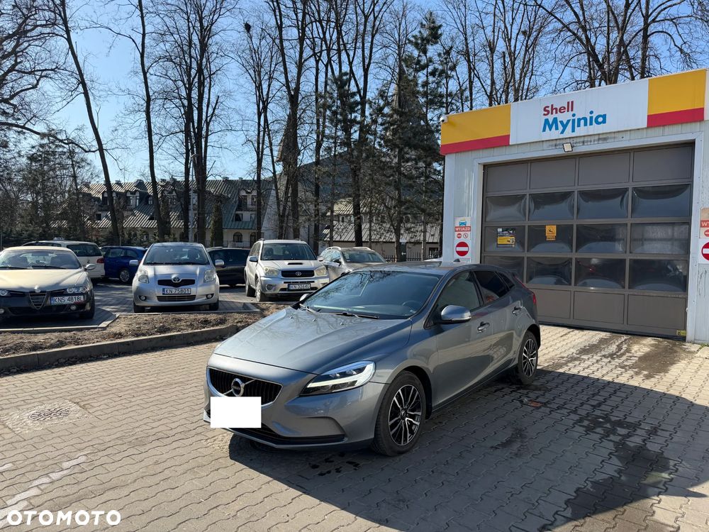 Volvo V40 D4 Drive-E Momentum - 1