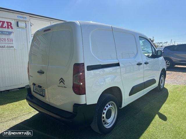 Citroën BERLINGO 3 LUGARES CX.6 VELOCIDADES - 3