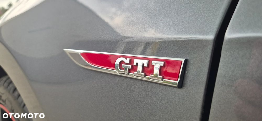 Volkswagen Golf 2.0 TSI GTI DSG - 8