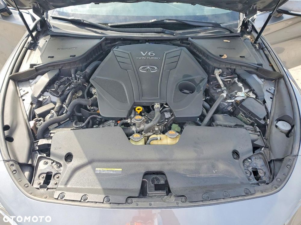 Infiniti Q60 - 12