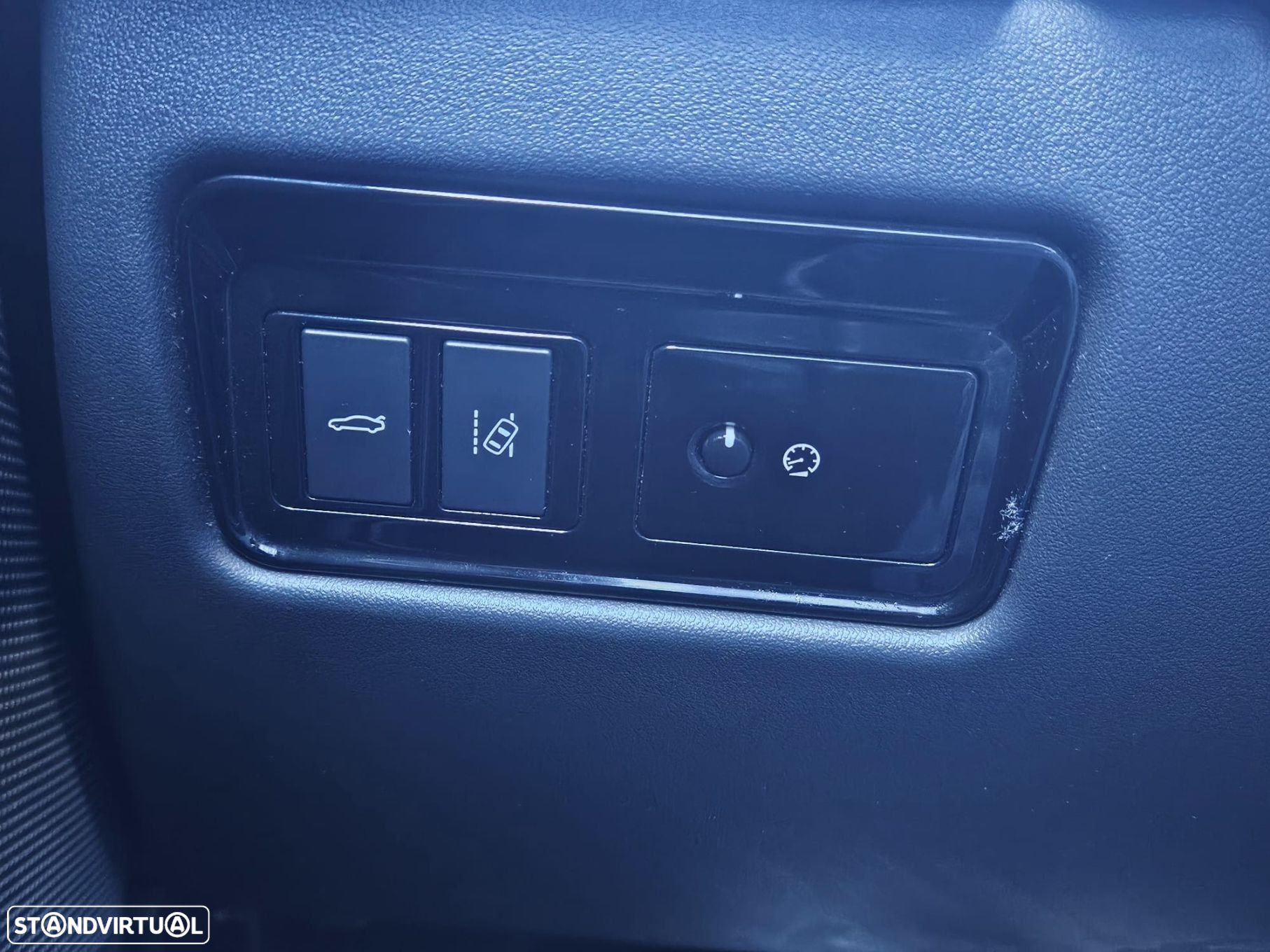 Jaguar XE 2.0 D R-Sport Aut. - 35