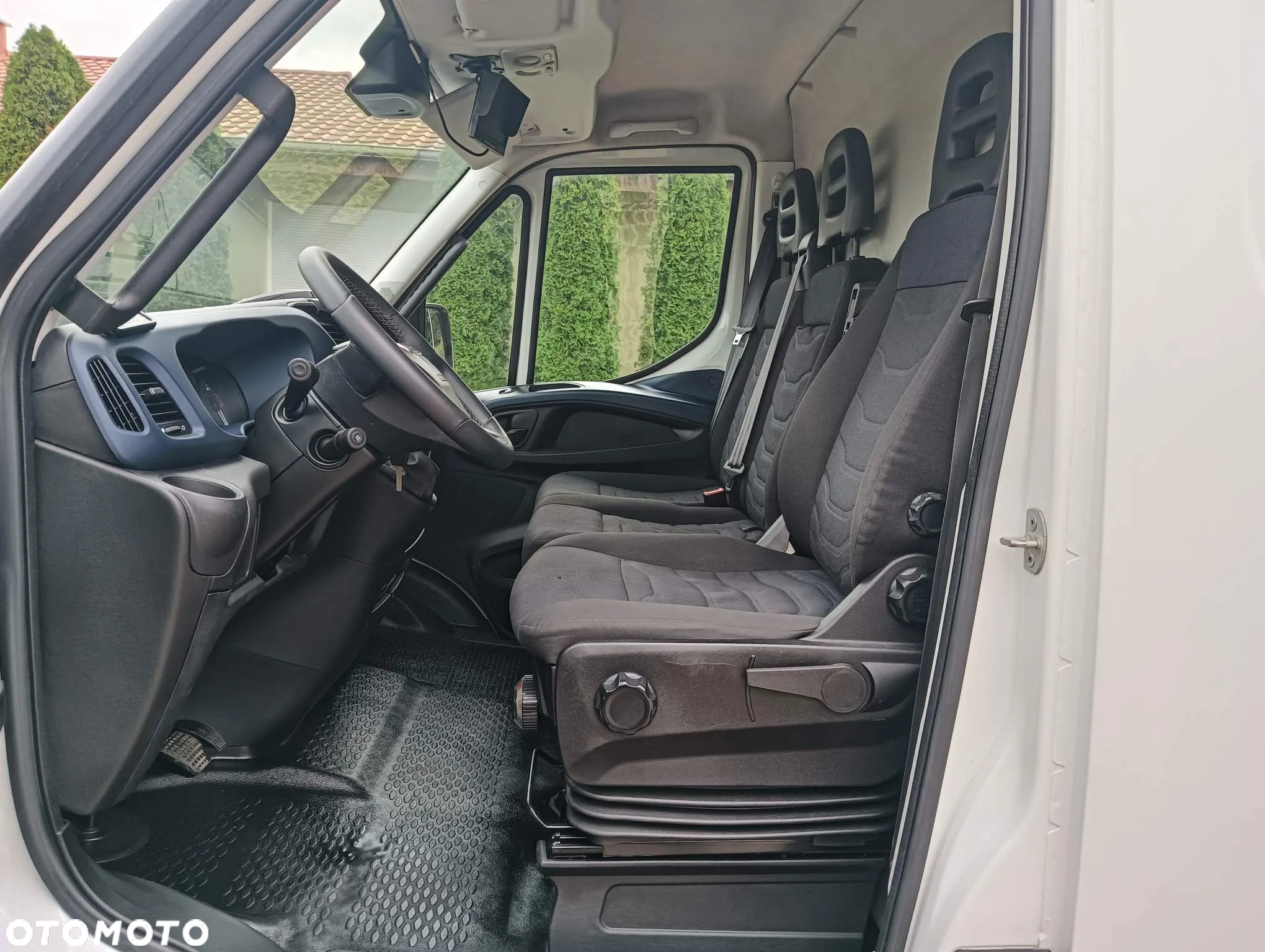 Iveco Daily - 16