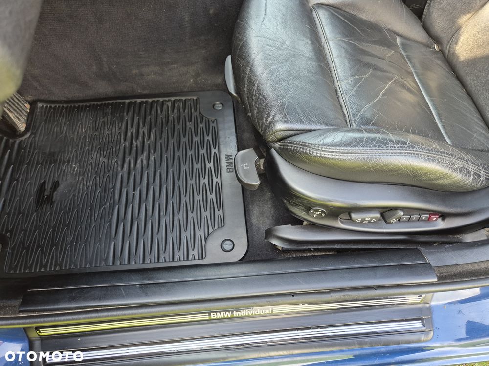 BMW Seria 3 320i Touring - 13