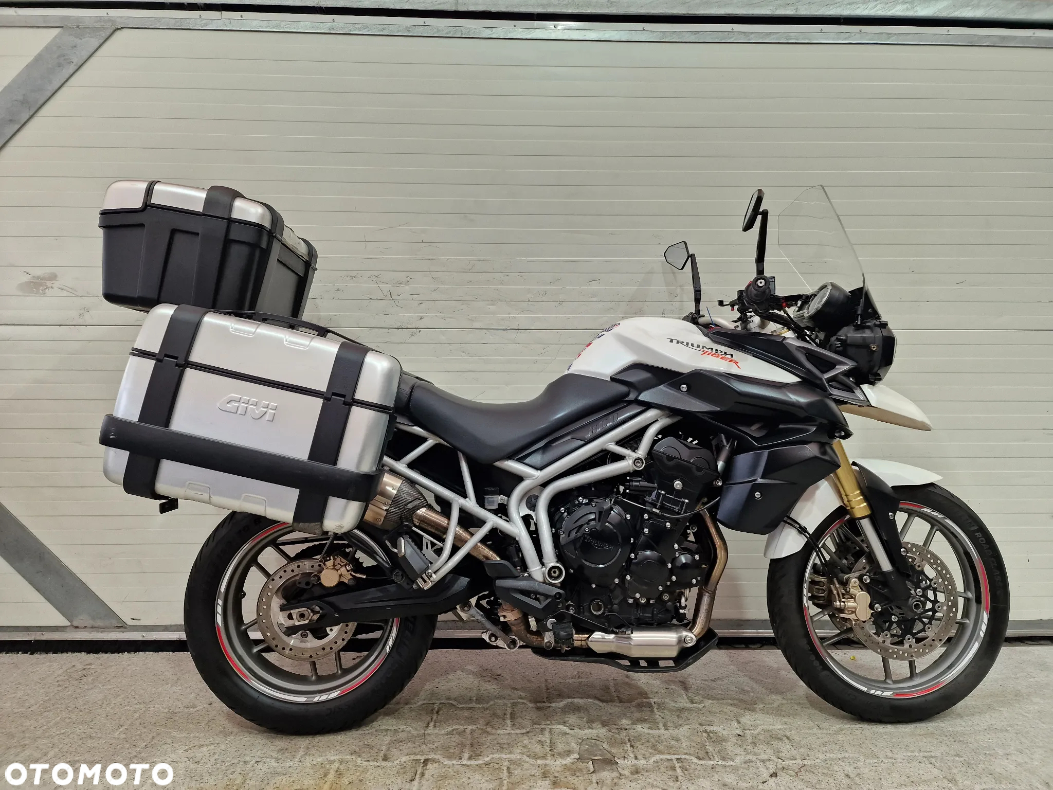 Triumph Tiger - 3