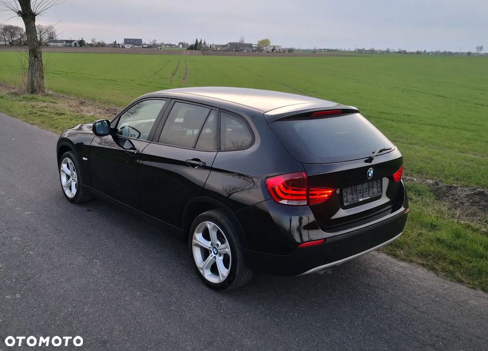 BMW X1 sDrive18d - 9