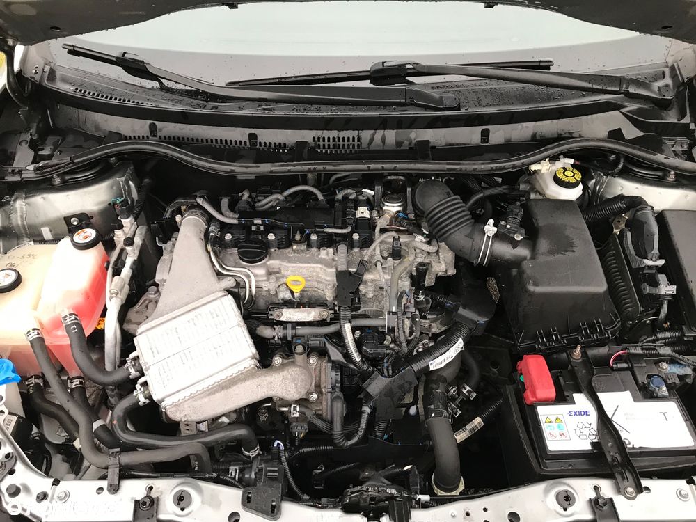 Toyota Auris 1.2 Turbo Team Deutschland - 13