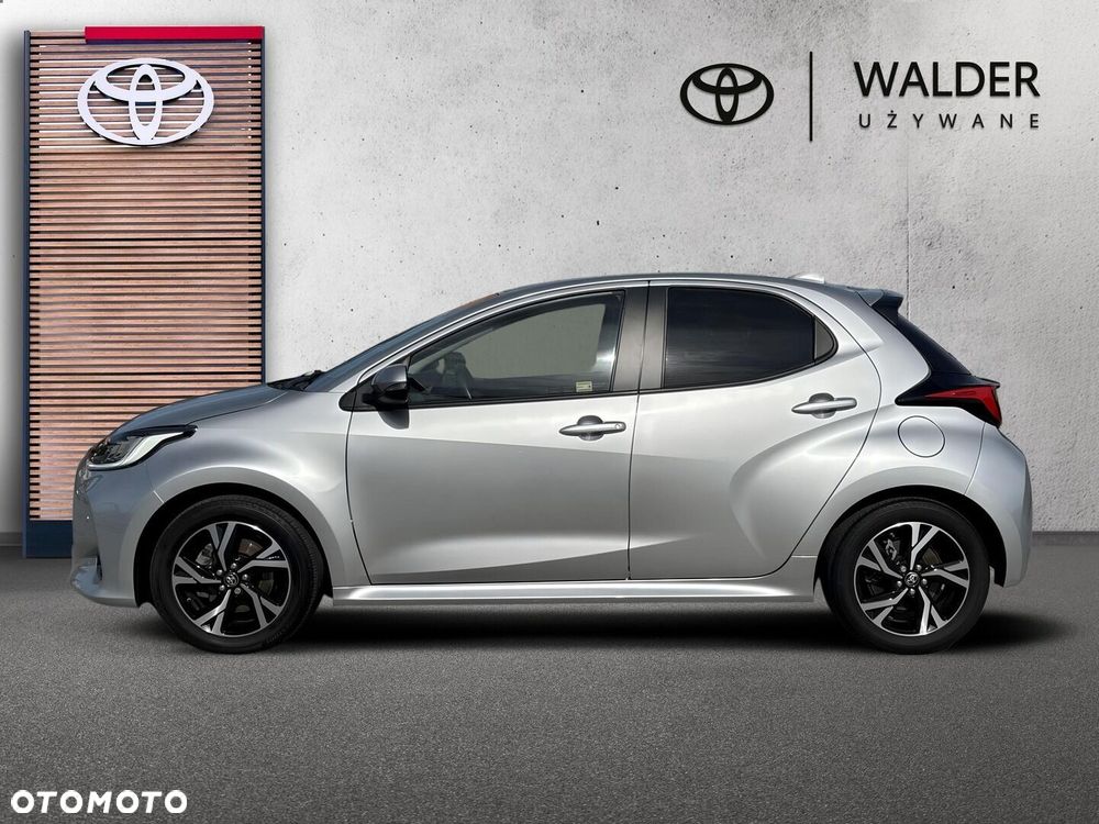 Toyota Yaris Hybrid 1.5 Style - 11