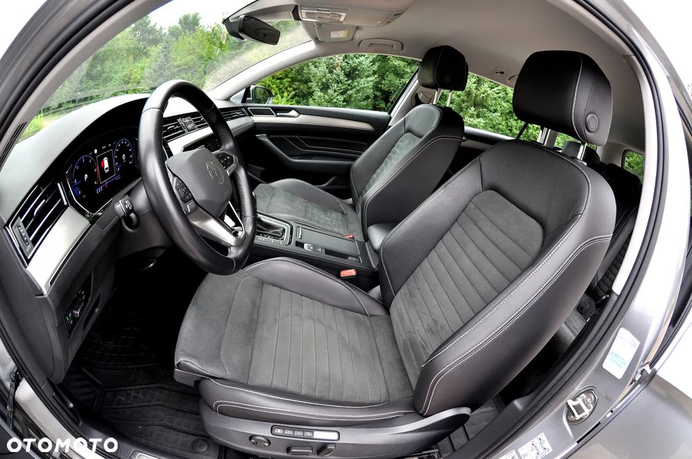 Volkswagen Passat 2.0 TDI EVO Elegance DSG - 15