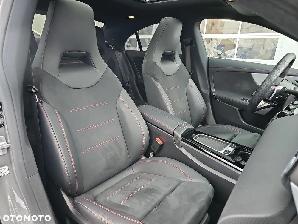 Mercedes-Benz CLA 200 7G-DCT AMG Line Advanced Plus - 13
