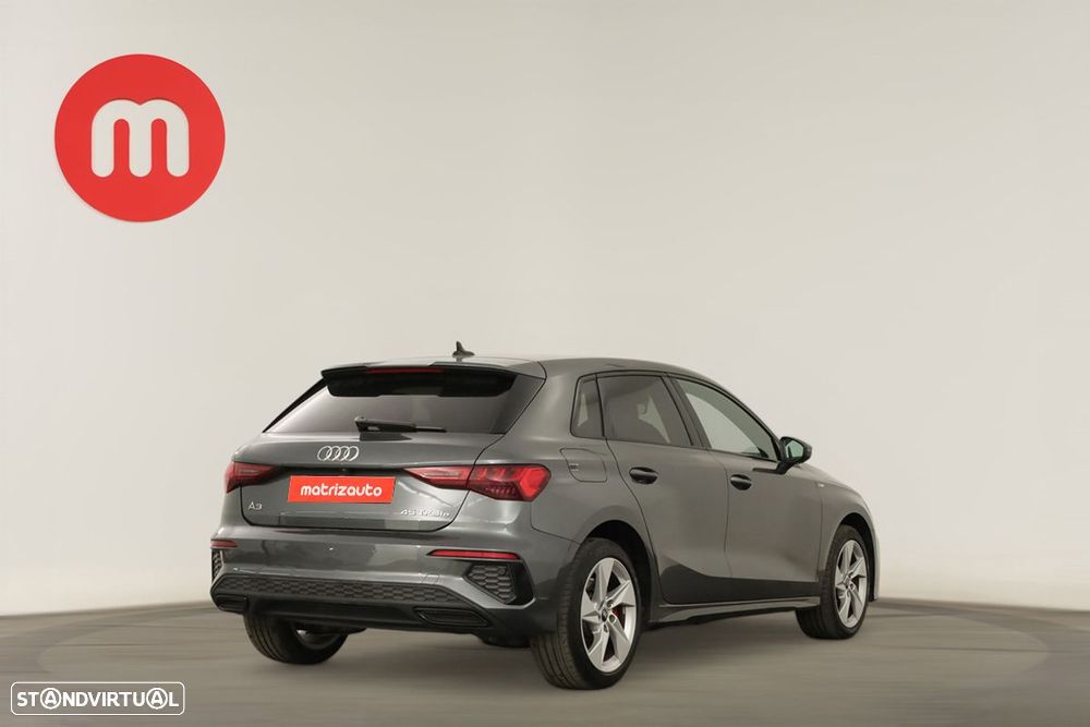 Audi A3 Sportback 45 TFSIe S line - 4