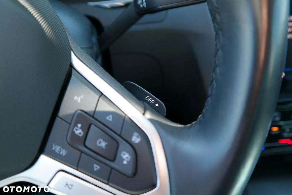 Volkswagen Passat 2.0 TSI Elegance DSG - 19