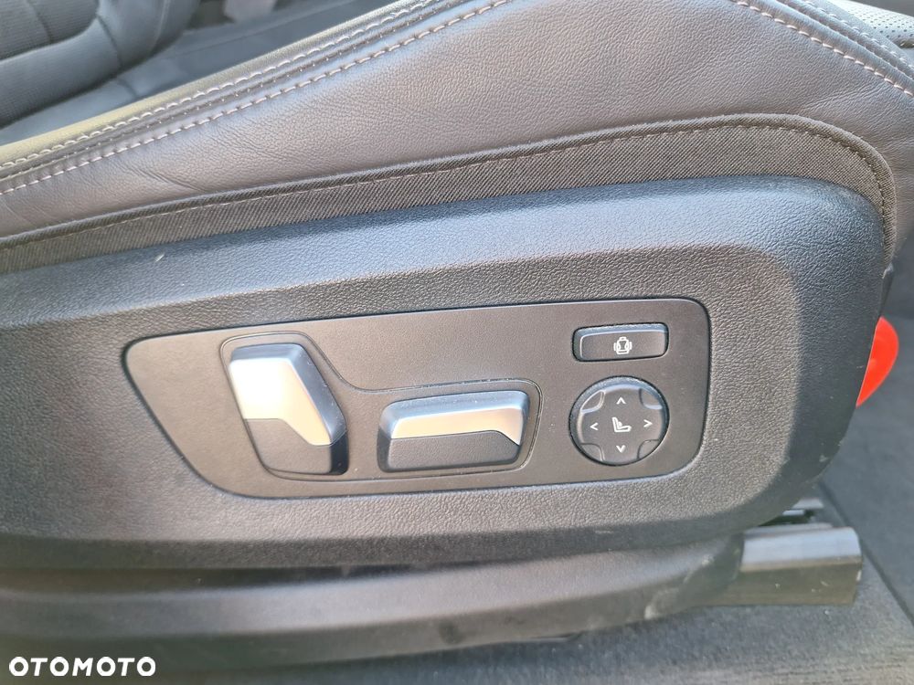 BMW X5 xDrive30d sport - 25