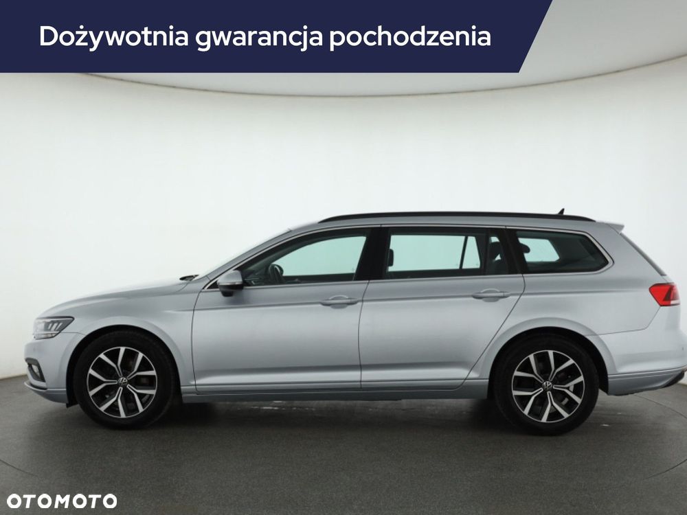 Volkswagen Passat Variant 2023 photo 3