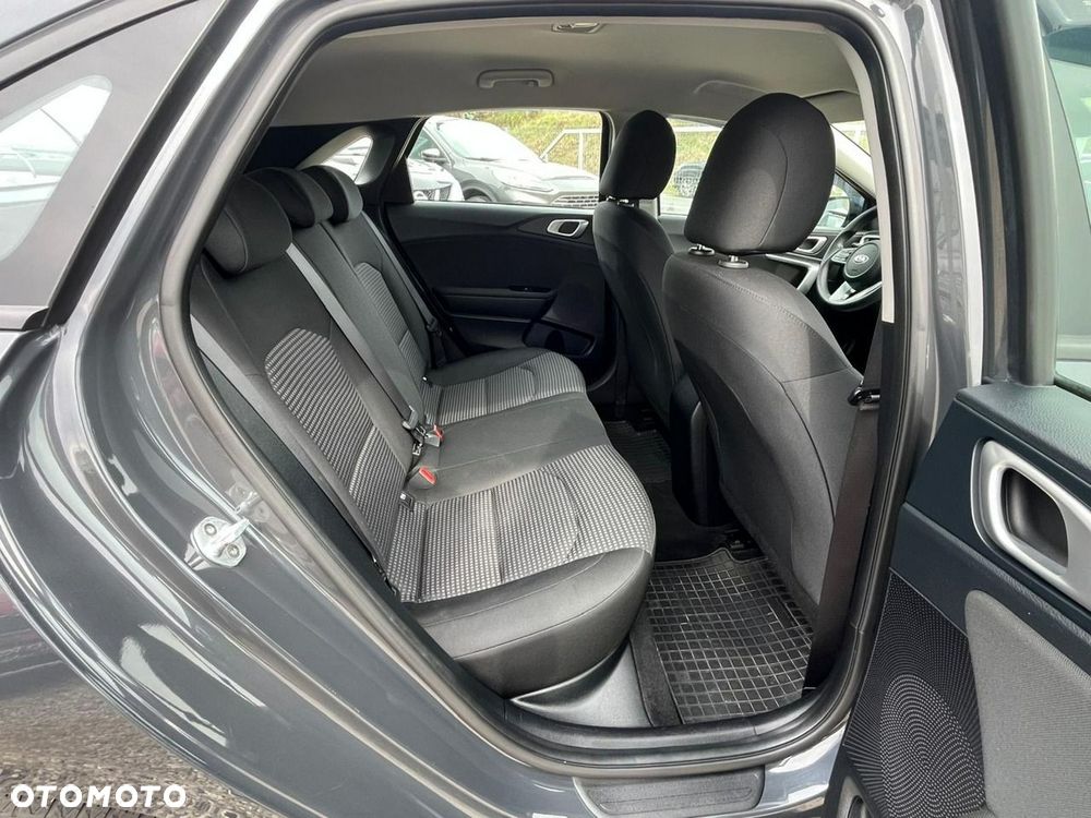 Kia Ceed - 20